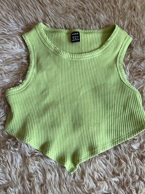 SHEIN Ribbed Crop Tank Top